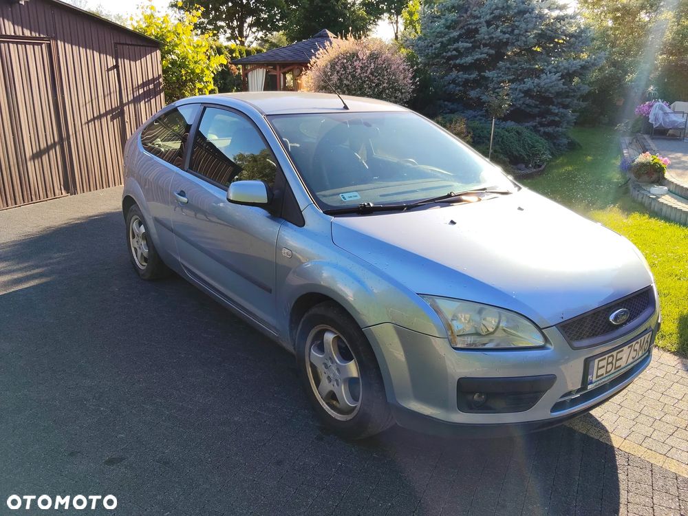 Ford Focus 1.6 16V Trend - 1