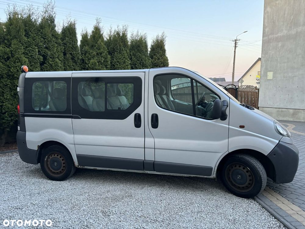 Opel Vivaro L1H1 - 12