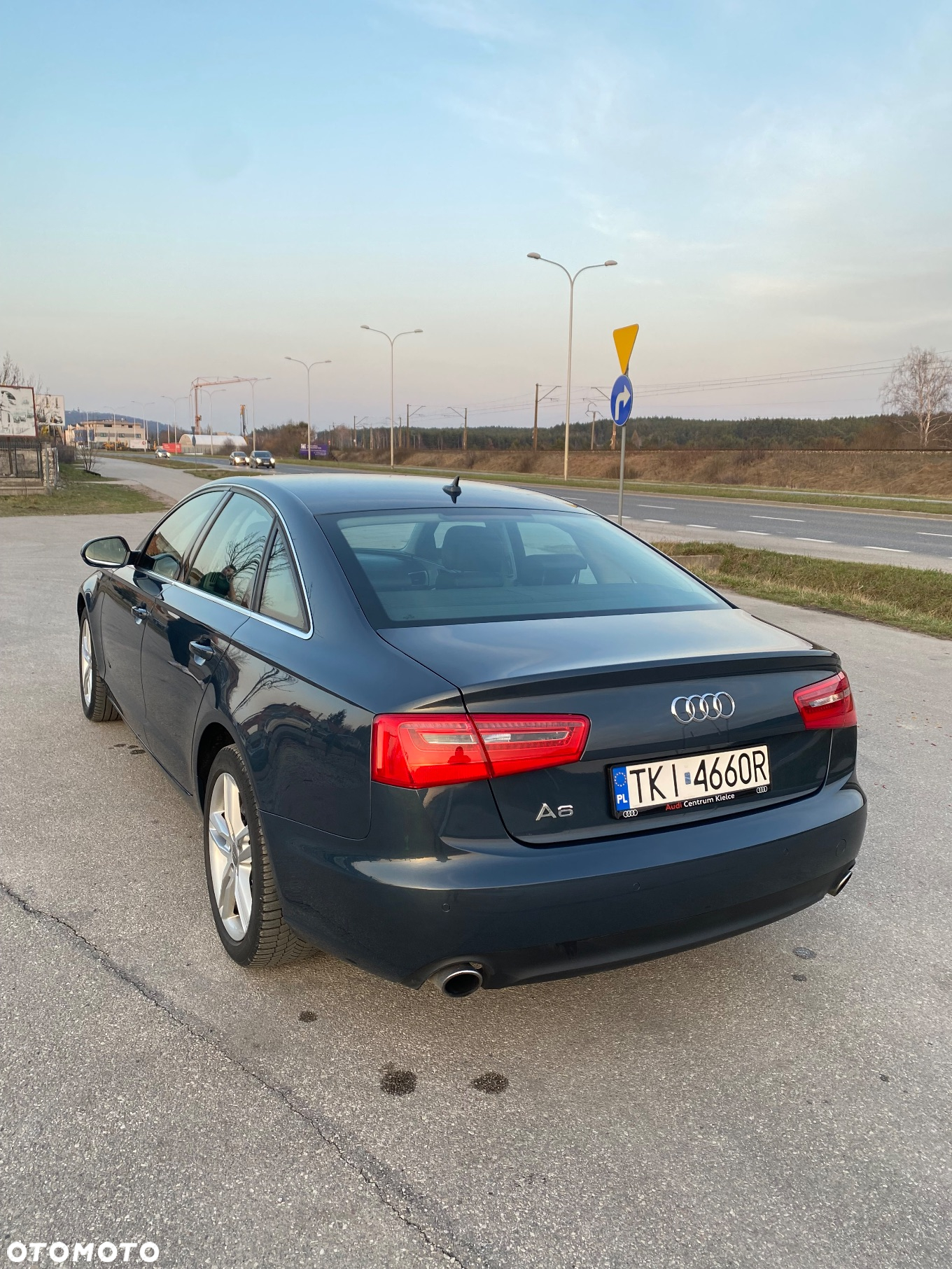 Audi A6 - 4