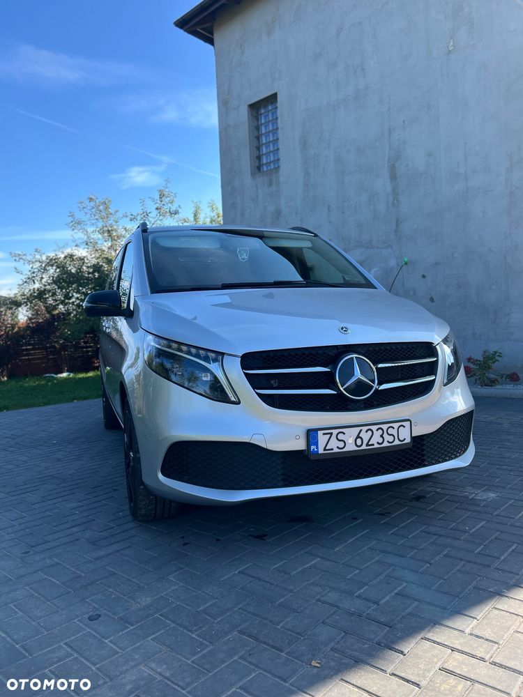 Mercedes-Benz Klasa V - 3