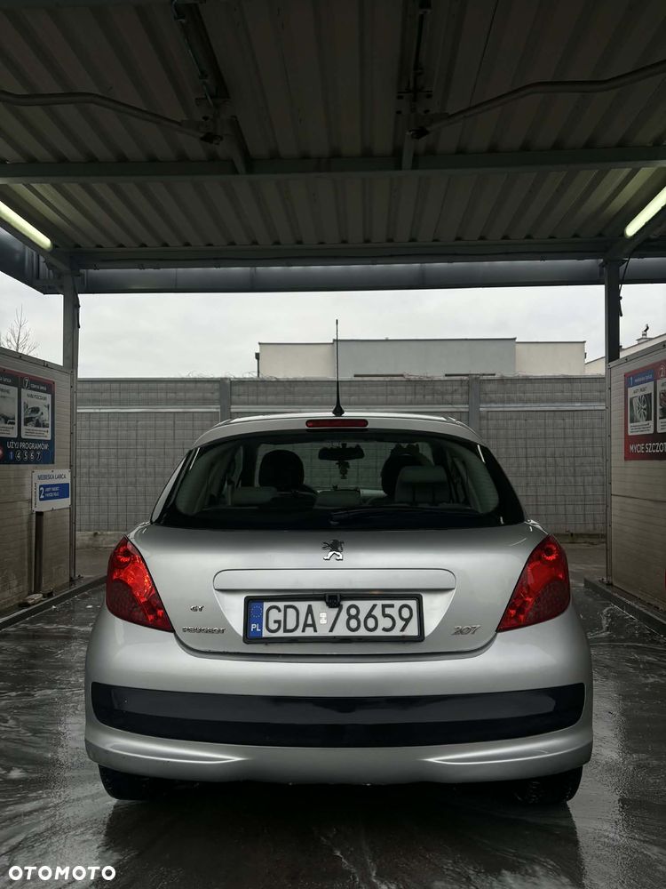 Peugeot 207 1.4 16V Trendy - 3