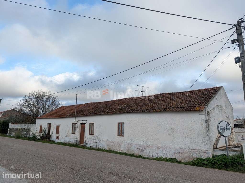 Moradia T4 + Casa de arrumos e terreno - Parceiros de Igreja, Torre... - Grande imagem: 5/32