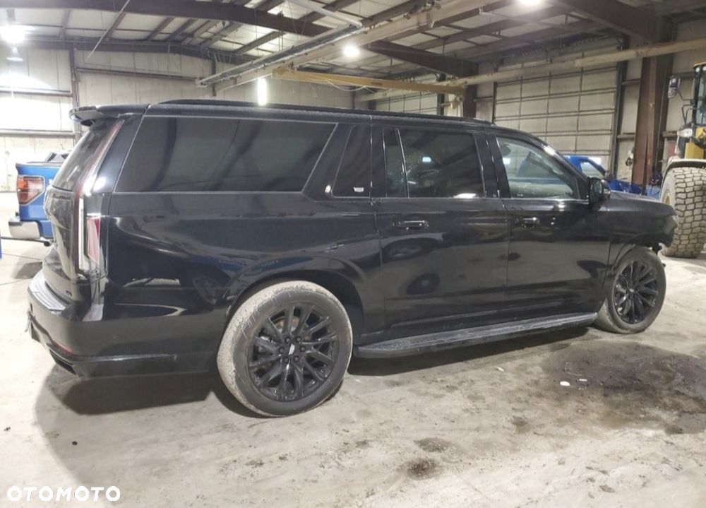 Cadillac Escalade ESV 6.2 V8 AWD AT Platinum - 18
