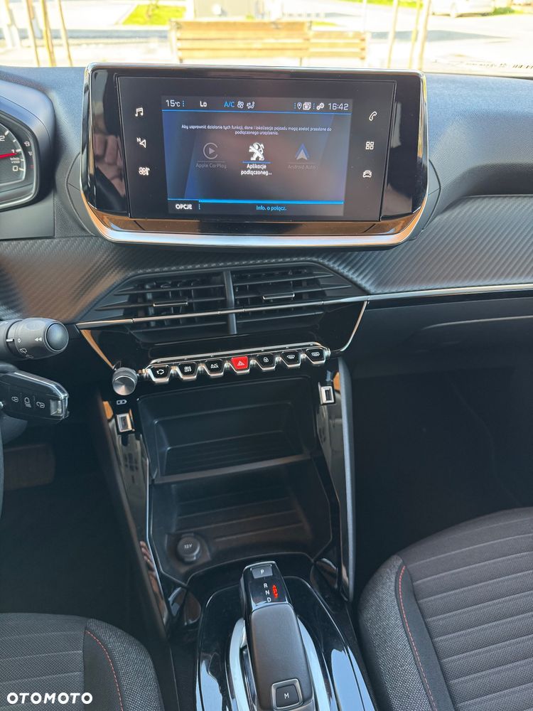 Peugeot 2008 PureTech 130 EAT8 Active - 13