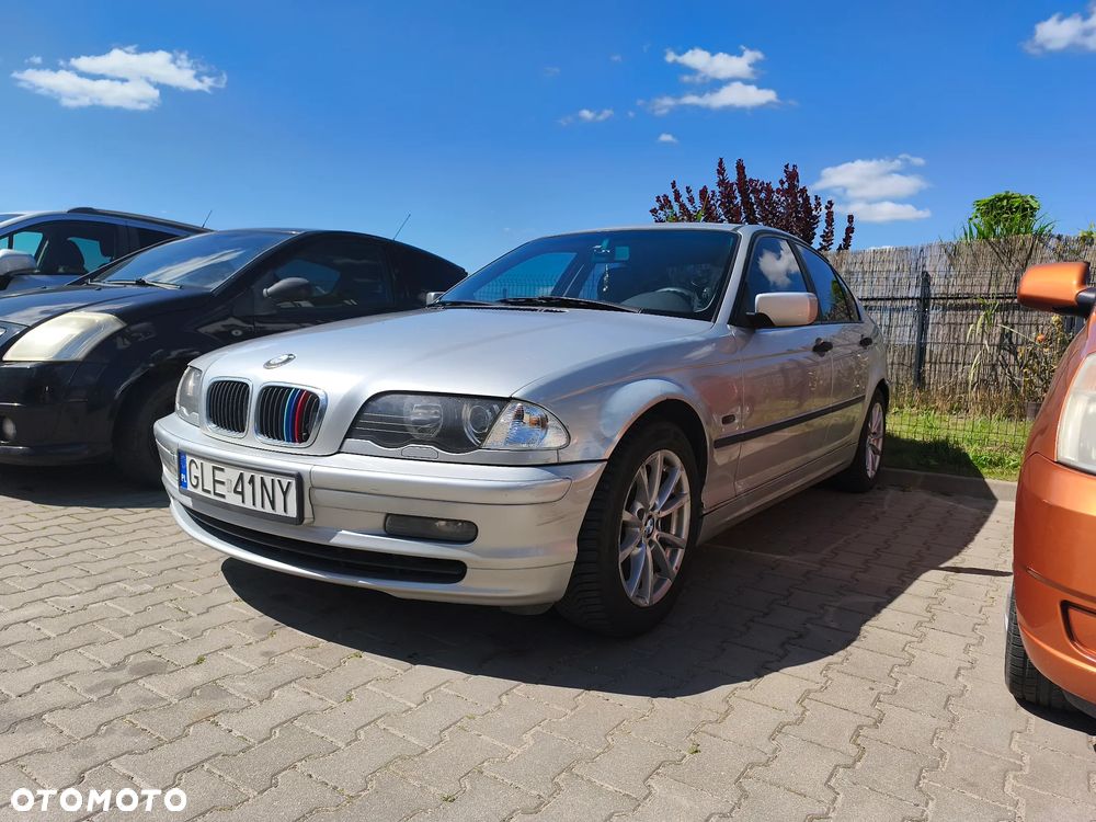 BMW Seria 3 320d - 8