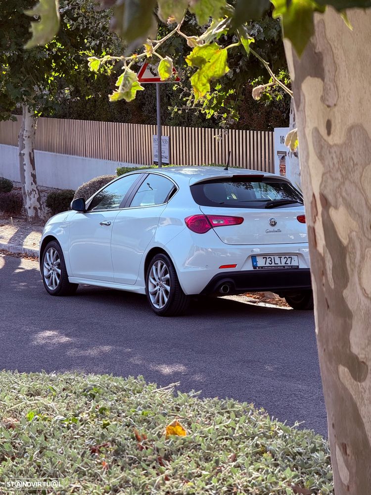 Alfa Romeo Giulietta - 25