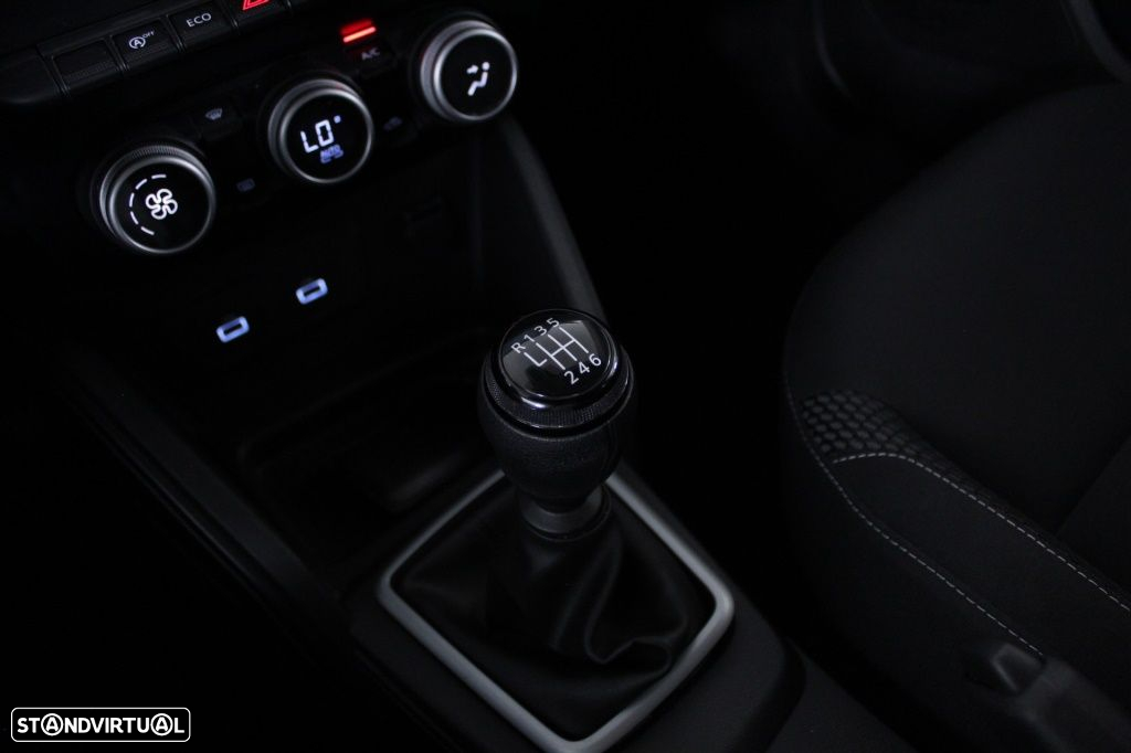 Dacia Duster 1.0 TCe Journey - 30