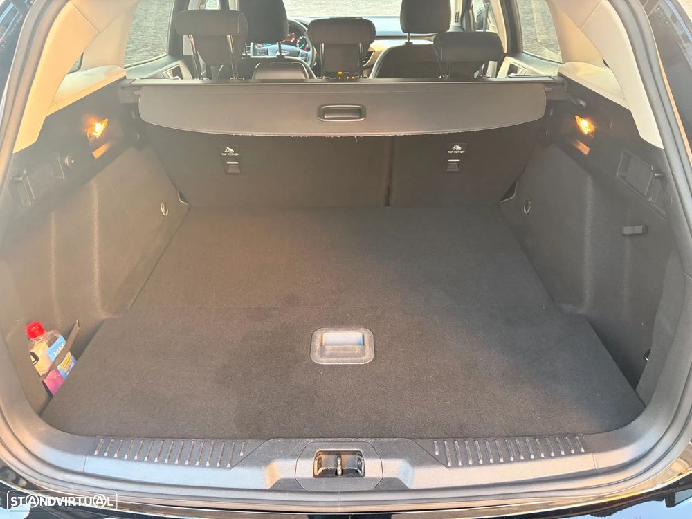 Ford Focus SW 1.5 TDCi EcoBlue Connected - 12