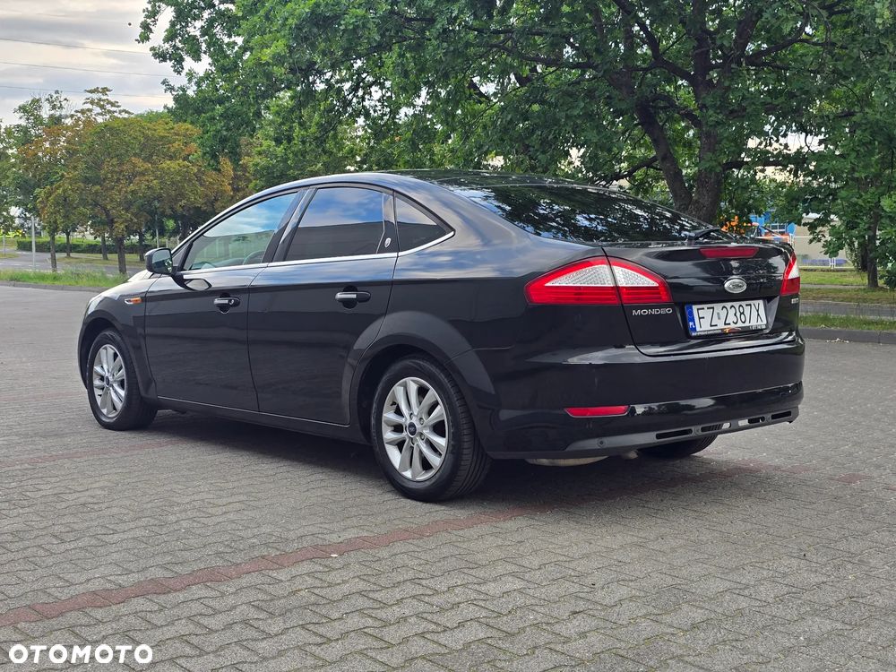Ford Mondeo 2.0 Ghia - 5