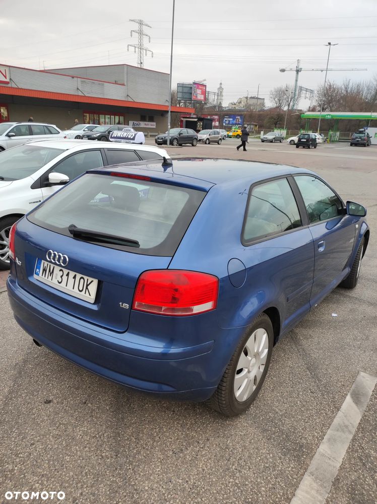 Audi A3 3-drzwiowe 1.6 Attraction - 4