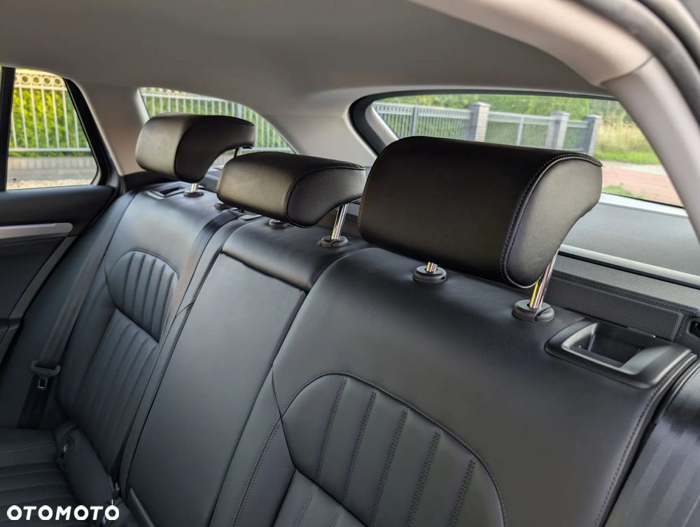Skoda Superb 2.0 TDI DSG Style - 26