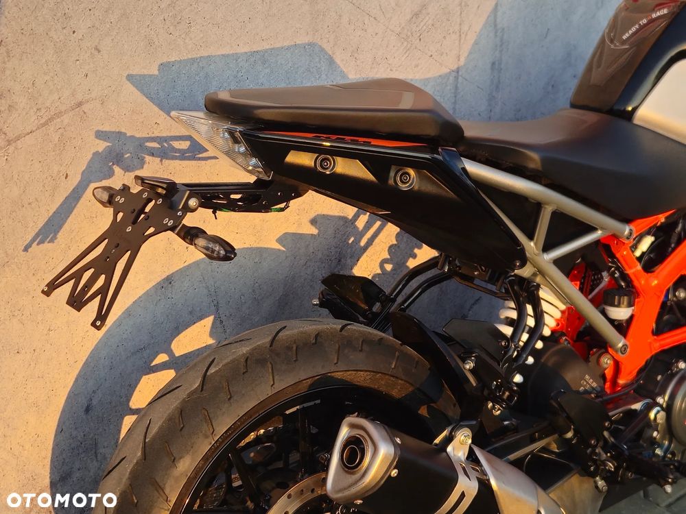 KTM Duke - 19