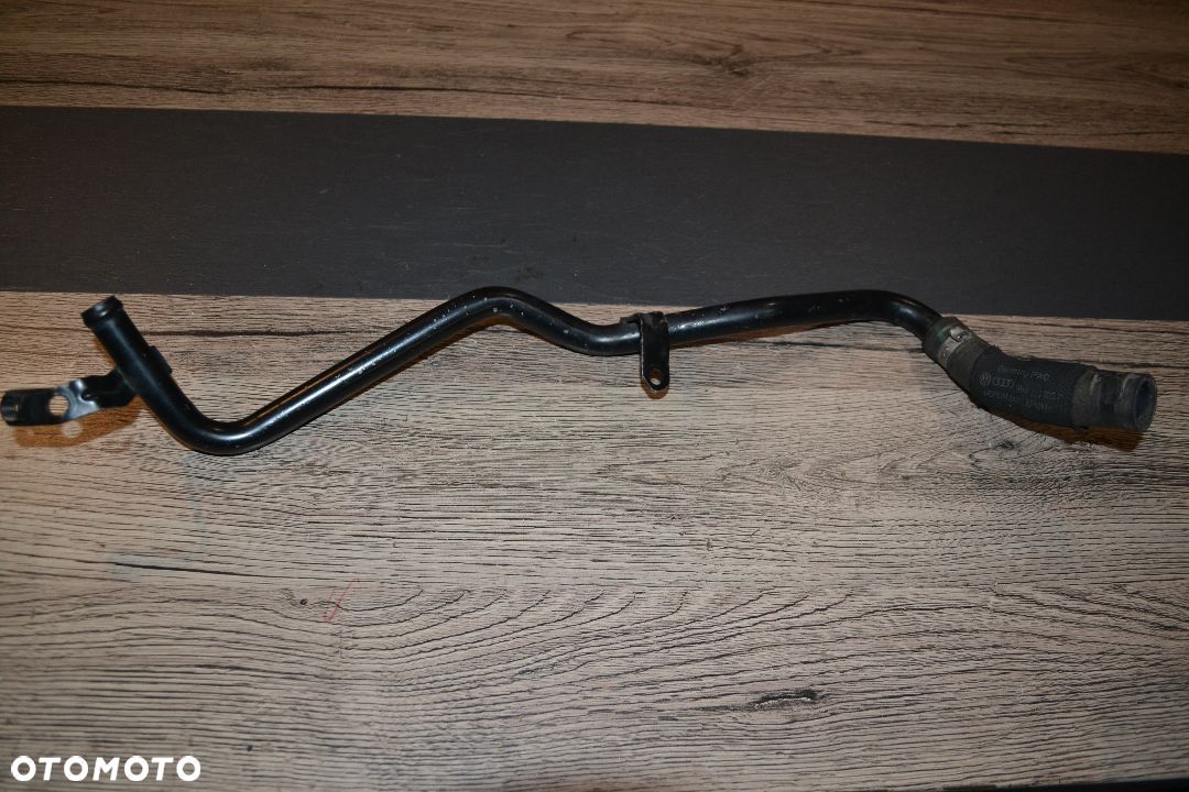 AUDI A4 B8 A5 Q5 3,0 TDI ORYGINALNY PRZEWÓD RURKA WODY PŁYNU 059121511G - 1