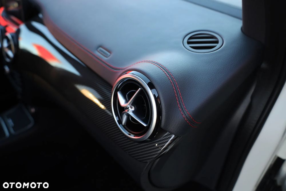 Mercedes-Benz Klasa B 200 UrbanStyle Edition - 31