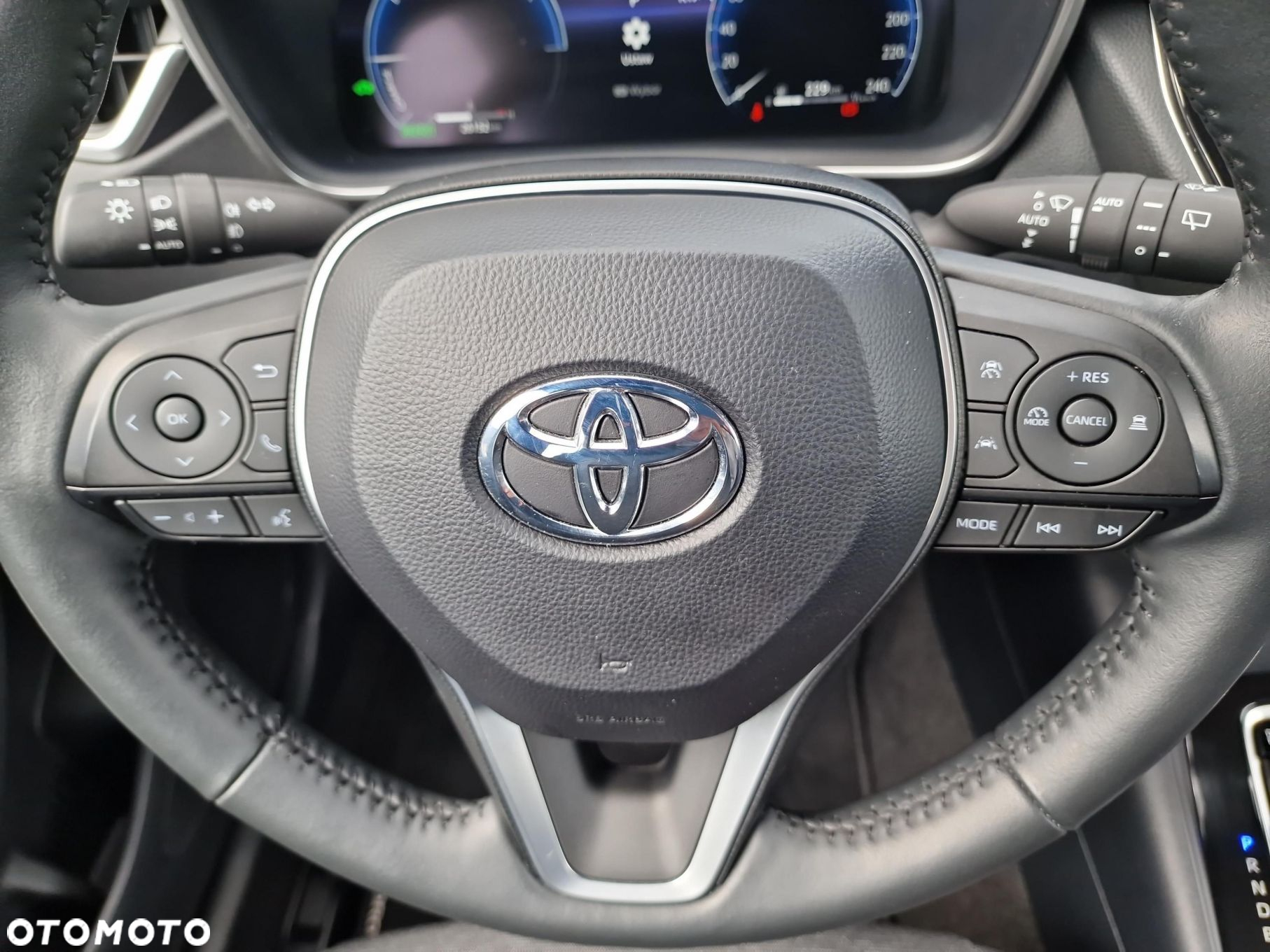 Toyota Corolla - 21