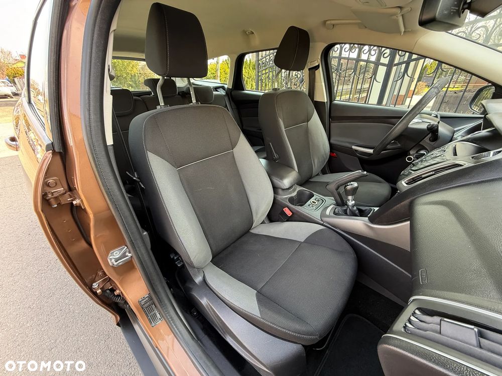 Ford Focus 1.6 TDCi ECOnetic 88g Start-Stopp-System Trend - 23