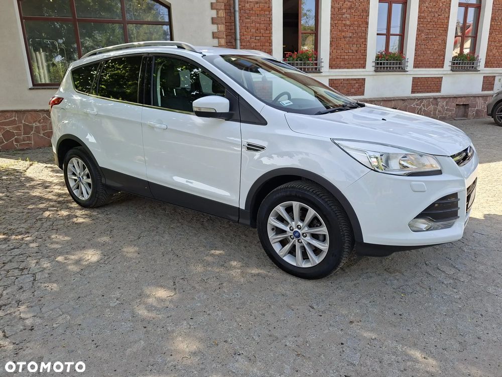 Ford Kuga 1.5 EcoBoost 2x4 SYNC - 1