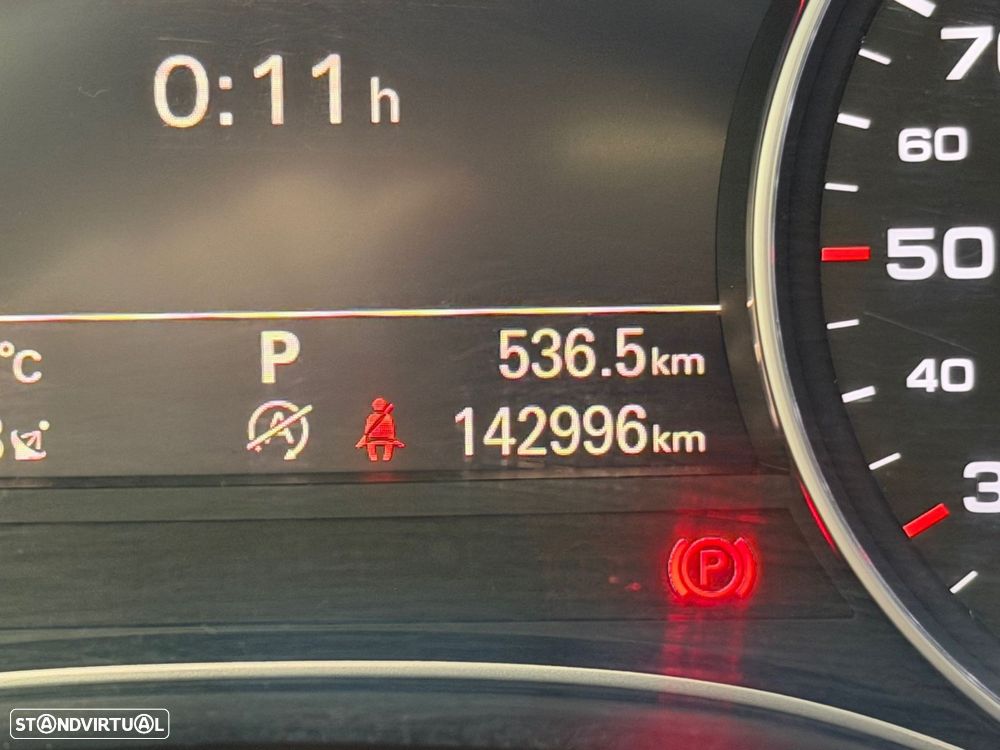 Audi A6 Avant 2.0 TDi S-line S tronic - 32