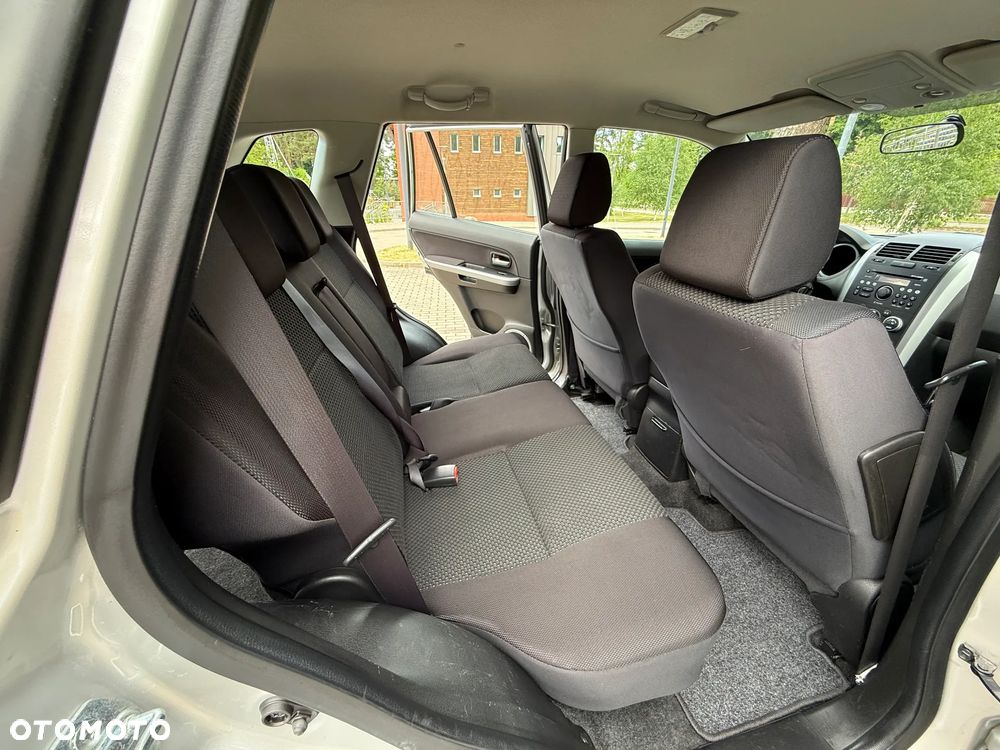 Suzuki Grand Vitara - 19