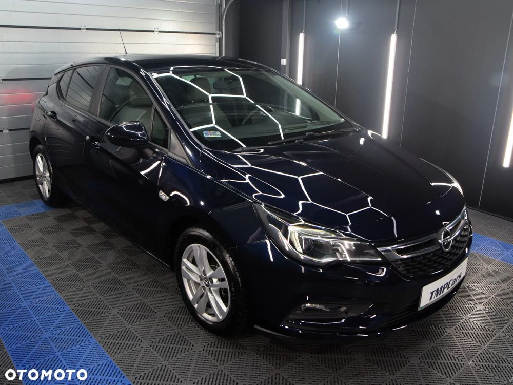 Opel Astra 1.4 T Enjoy S&S - 23