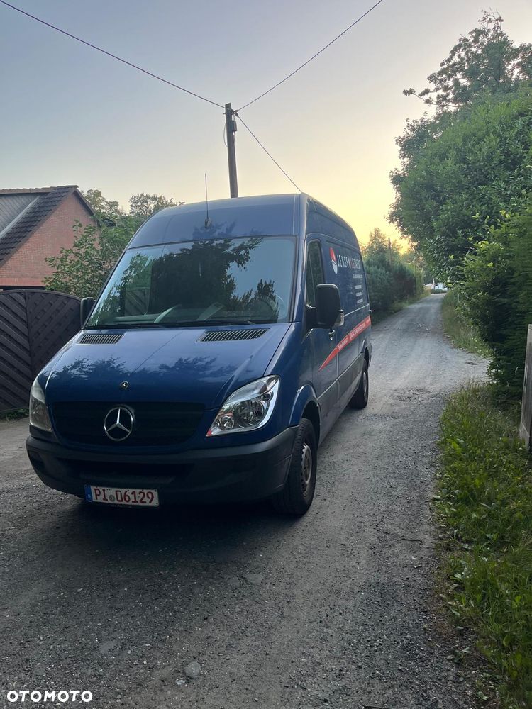 Mercedes-Benz Sprinter - 3