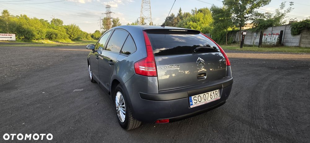 Citroën C4 1.4 16V Magic - 18