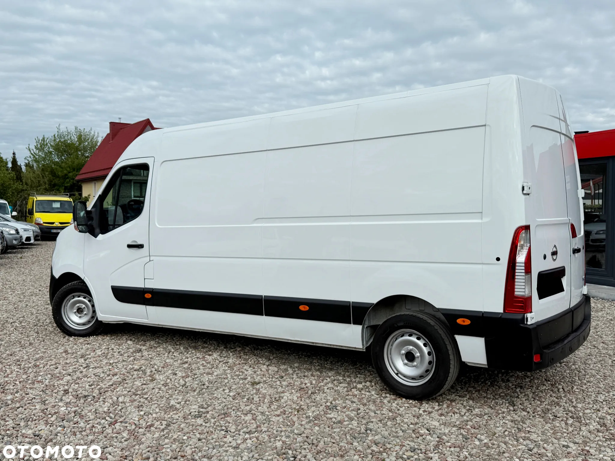 Nissan NV400 - 4