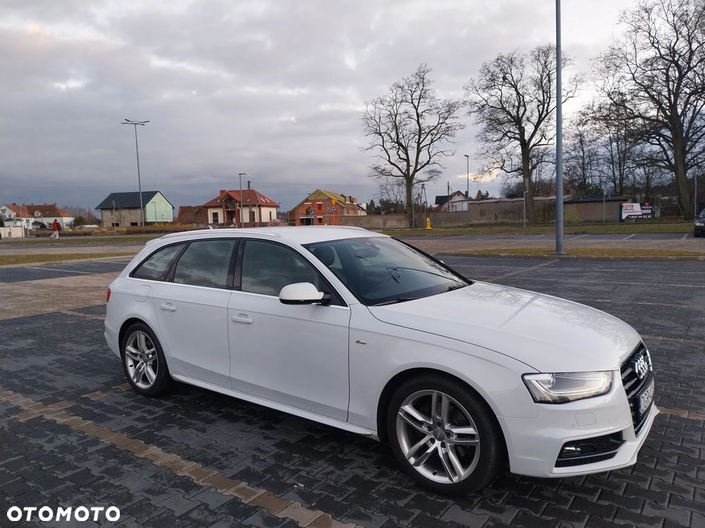 Audi A4 Avant - 14