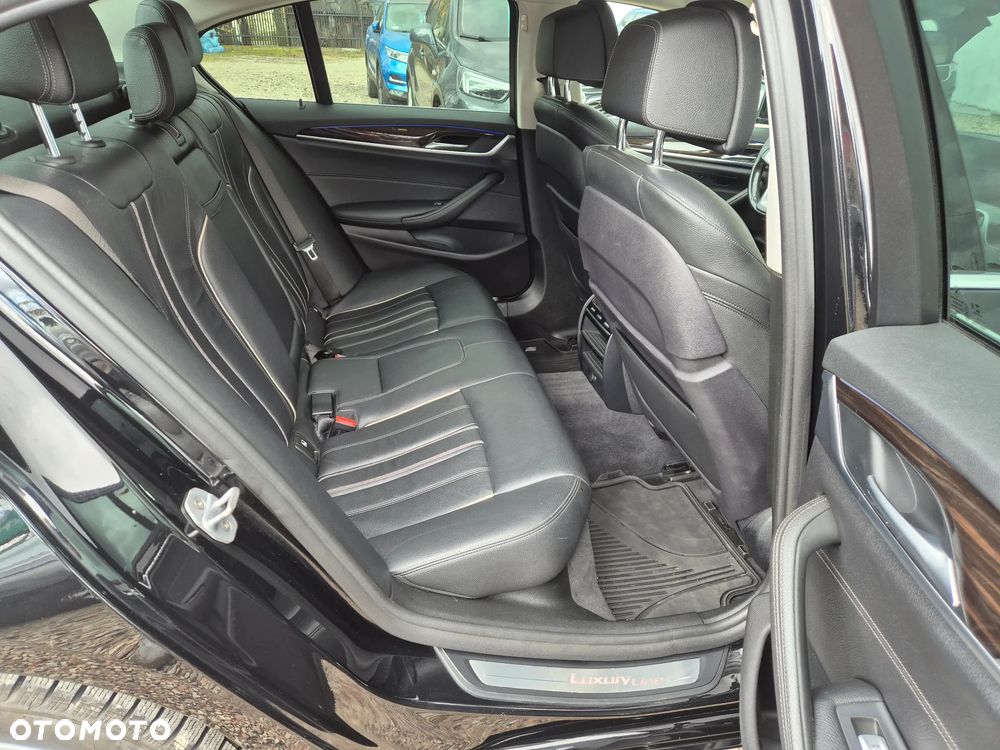 BMW Seria 5 518d Luxury Line sport - 15