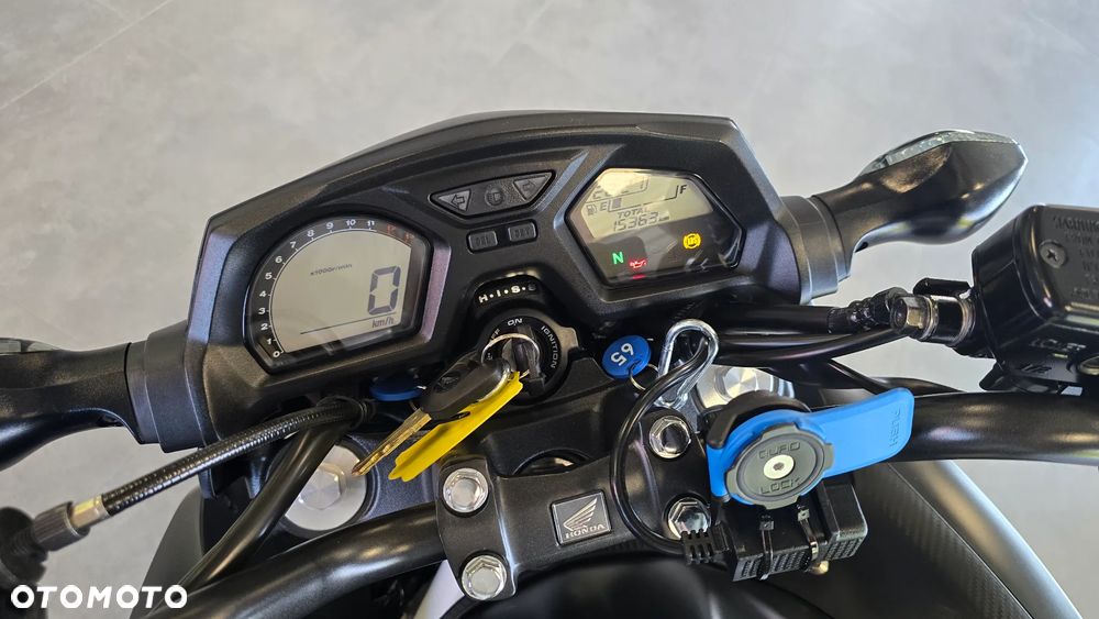 Honda CB - 17
