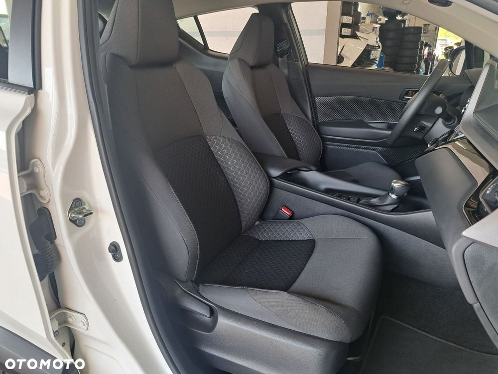 Toyota C-HR 1.8 Hybrid GPF Comfort - 18