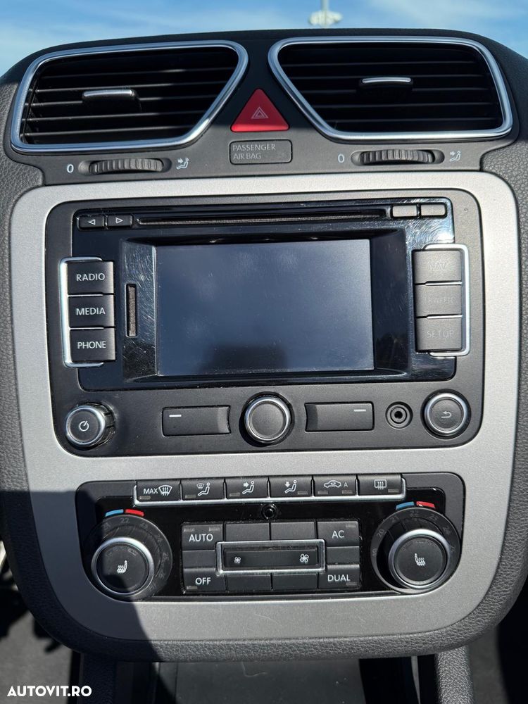 Volkswagen Eos 1.4 TSI Sport & Style - 28