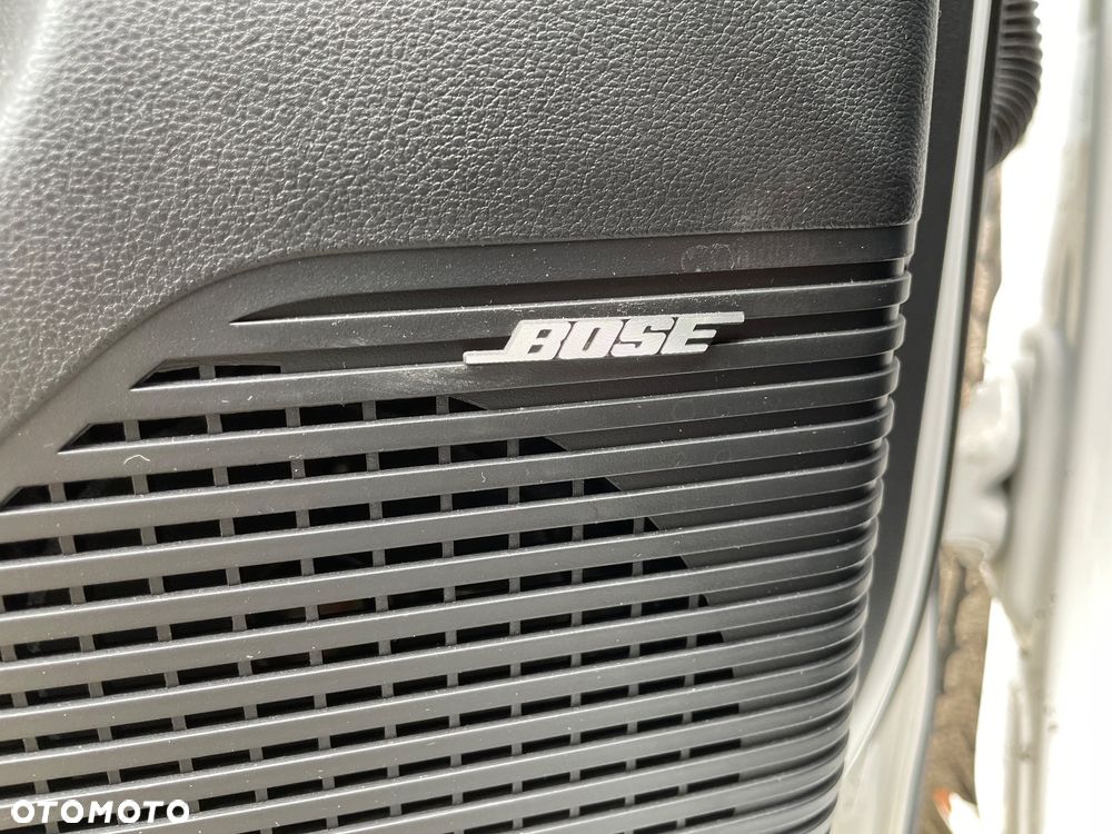 Hyundai Kona - 11