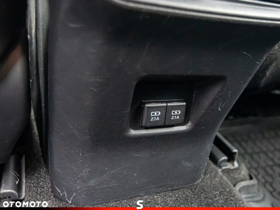Toyota RAV4 - 26