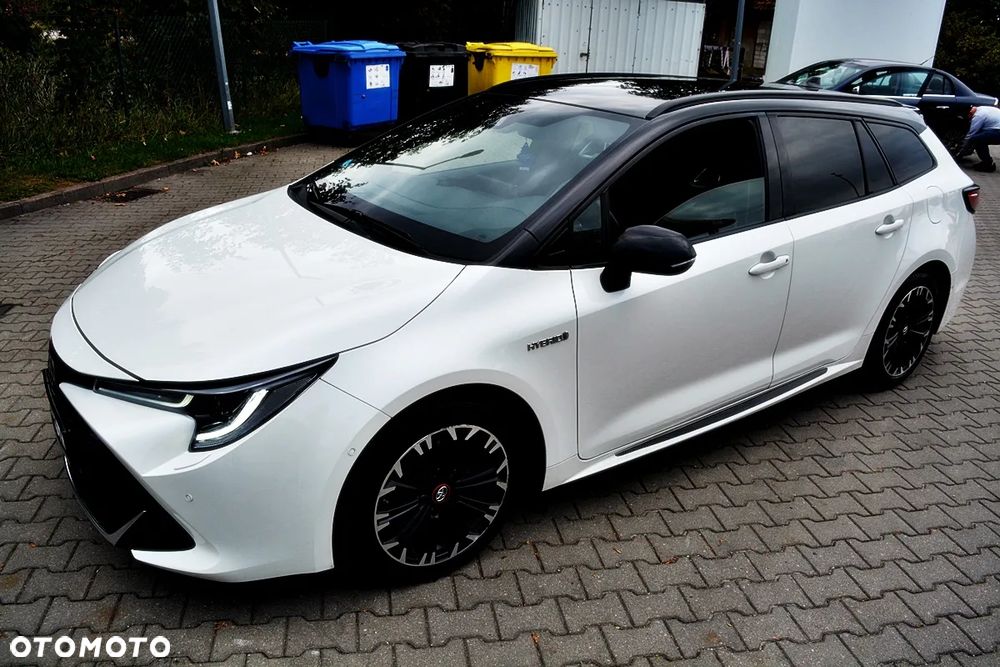 Toyota Corolla 2.0 Hybrid GR Sport - 18