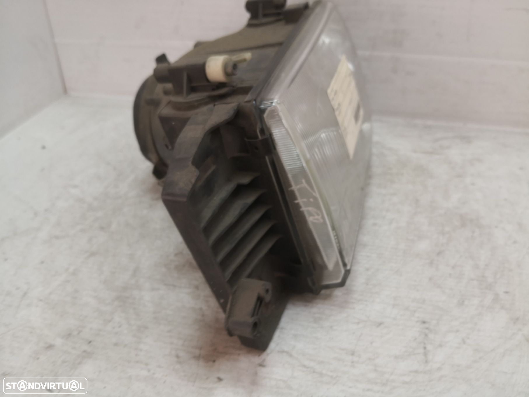 Ótica Esq Fiat Tipo (160_) - 2