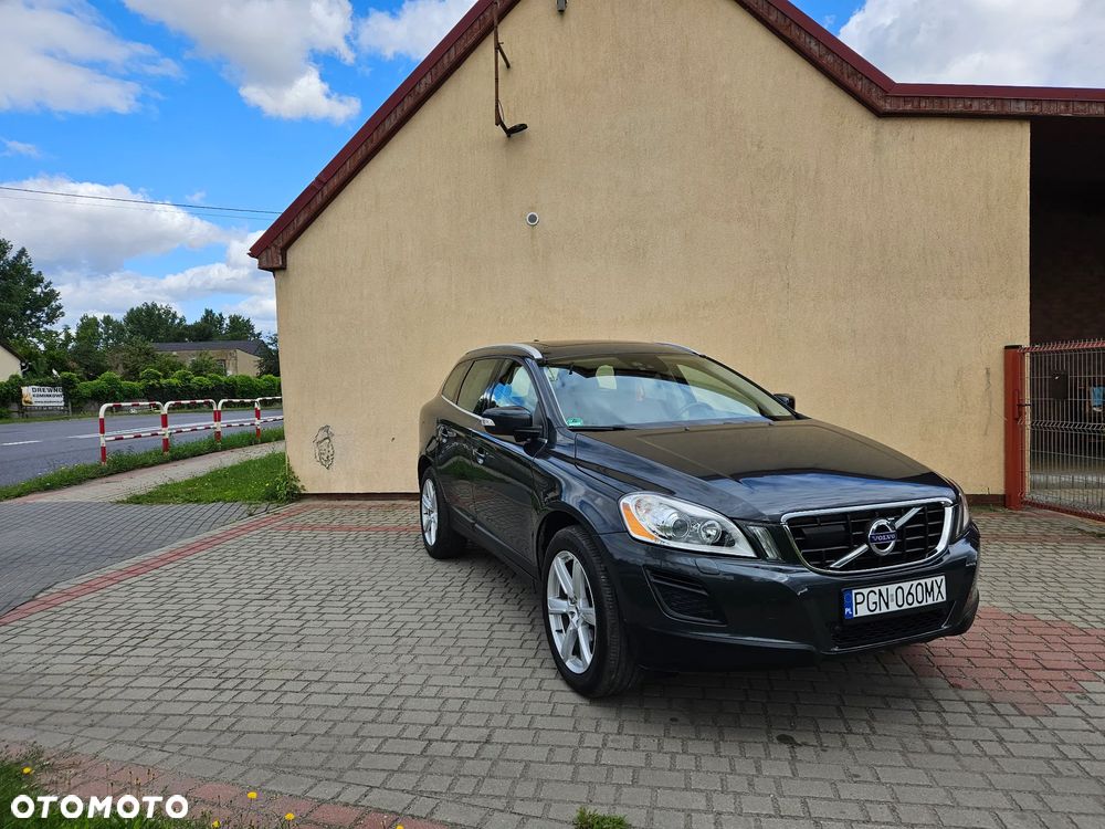 Volvo XC 60 D5 AWD Geartronic Summum - 5