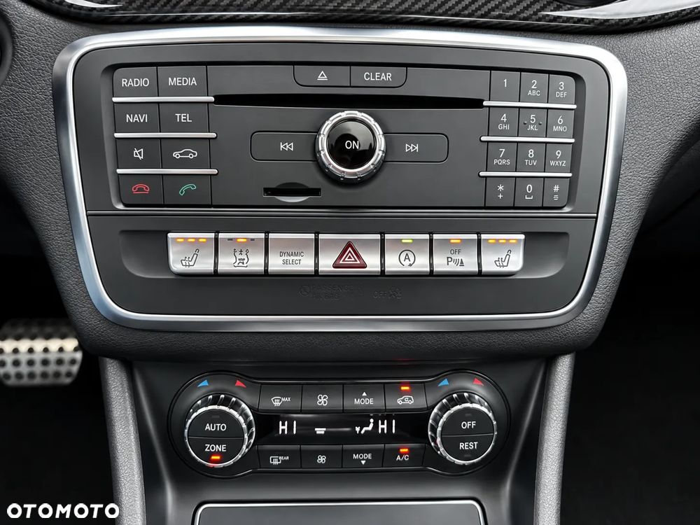 Mercedes-Benz CLA 250 7G-DCT - 11
