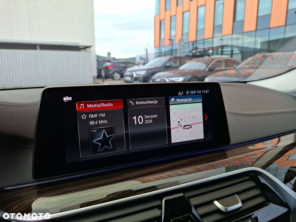 BMW Seria 5 520d xDrive Luxury Line sport - 31