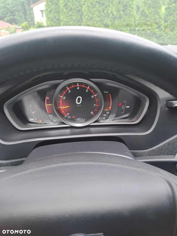 Volvo V40 T2 Drive-E Momentum - 15