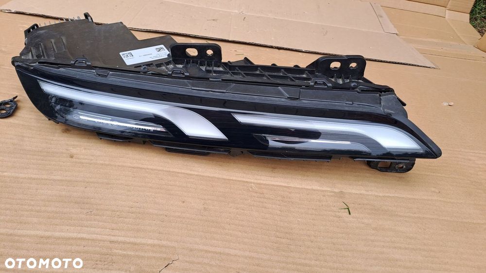 BMW 7 G70 PRAWA LAMPA LED DO JAZDY DZIENNEJ PRZÓD ŁADNA UŻYWANA 9450080-13 - 2
