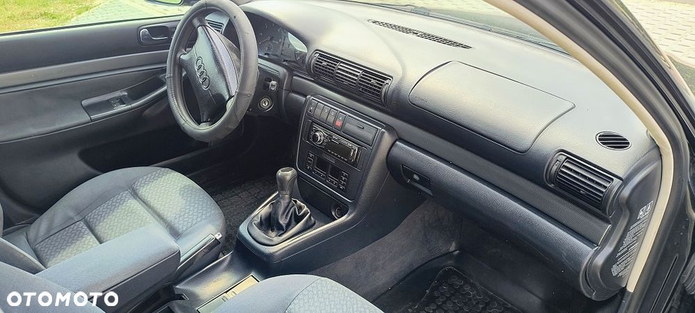 Audi A4 Limousine 1.9 TDI - 8