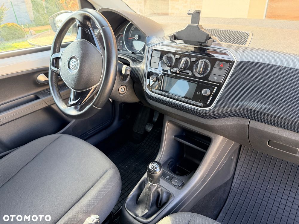 Volkswagen up! 1.0 move - 31