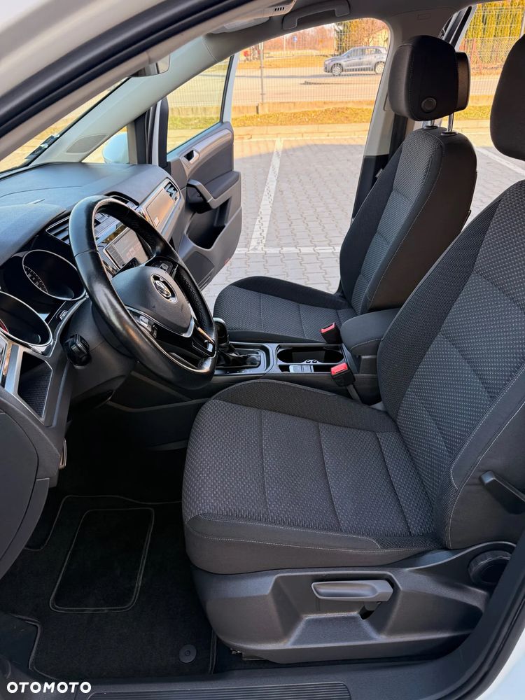 Volkswagen Touran 1.6 TDI SCR (BlueMotion Technology) DSG Trendline - 8