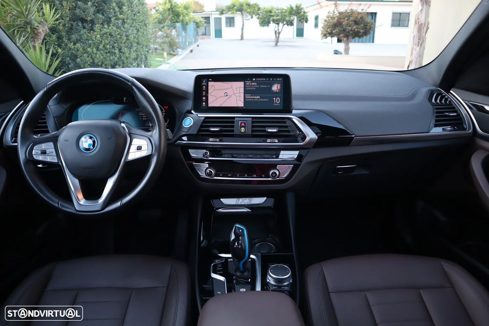 BMW iX3 Inspiring - 31