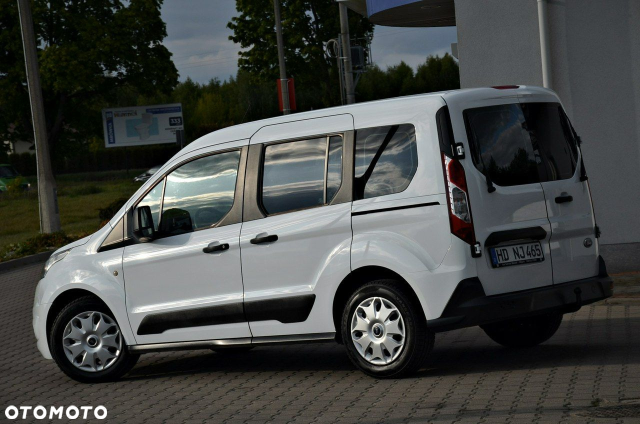 Ford Transit Connect - 11