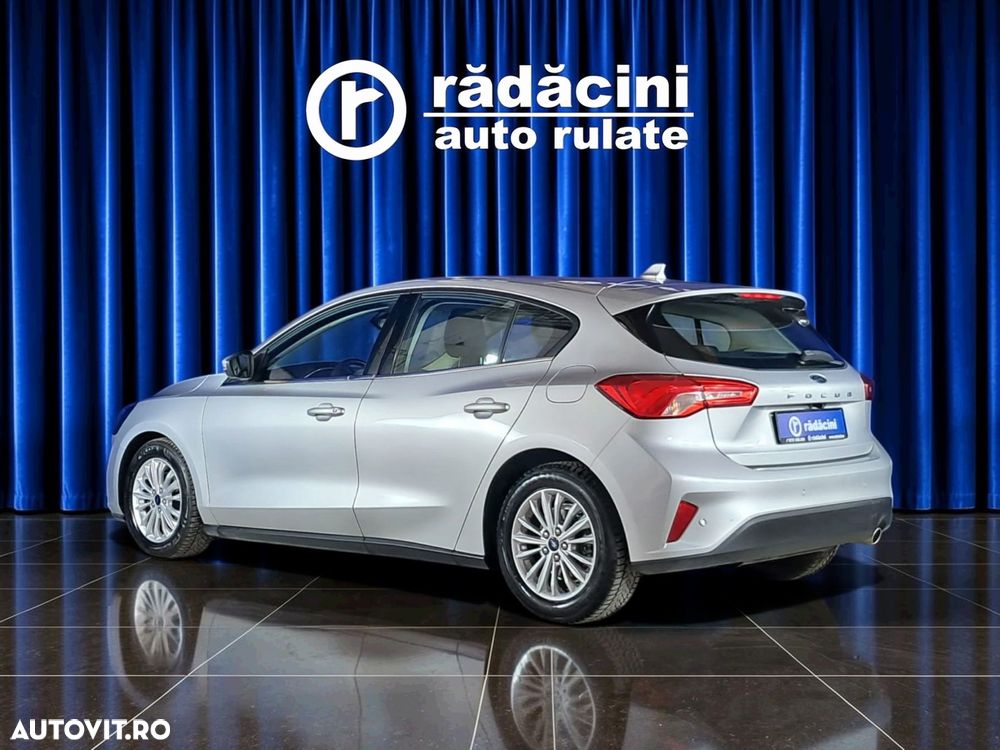 FORD Focus 2020 — imagine 7