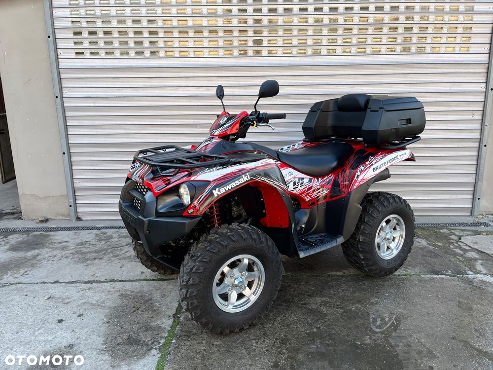 Kawasaki Brute Force - 39