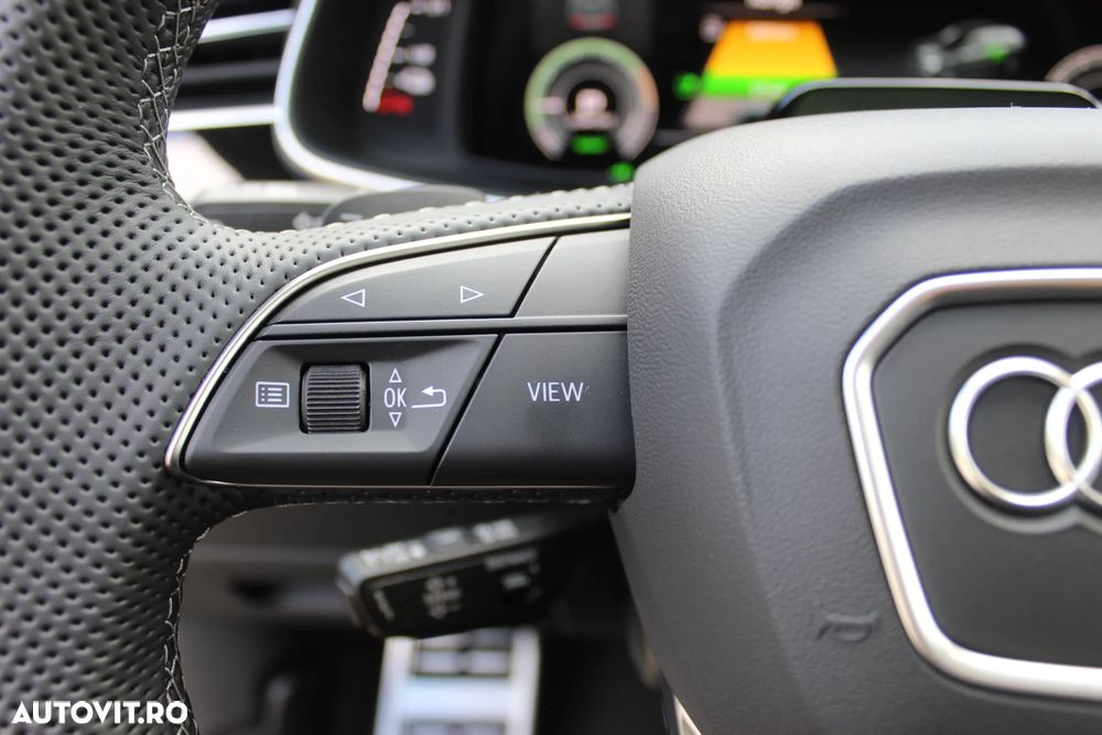 Audi Q8 55 TFSI e quattro Tiptronic PHEV - 18