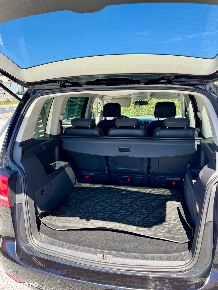 Volkswagen Touran 2.0 TDI DPF Life - 9